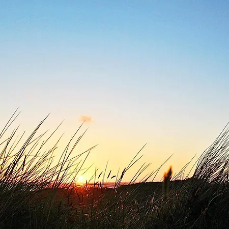 Seaside Escape With Views - By Traum