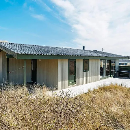 度假居 Seaside Escape With Views - By Traum