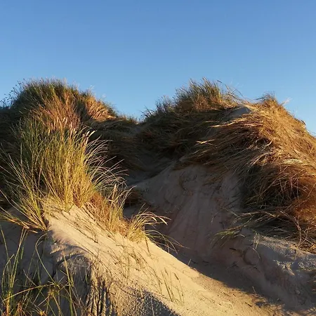 Seaside Escape With Views - By Traum