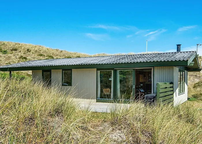 Seaside Escape With Views - By Traum Vakantiehuis